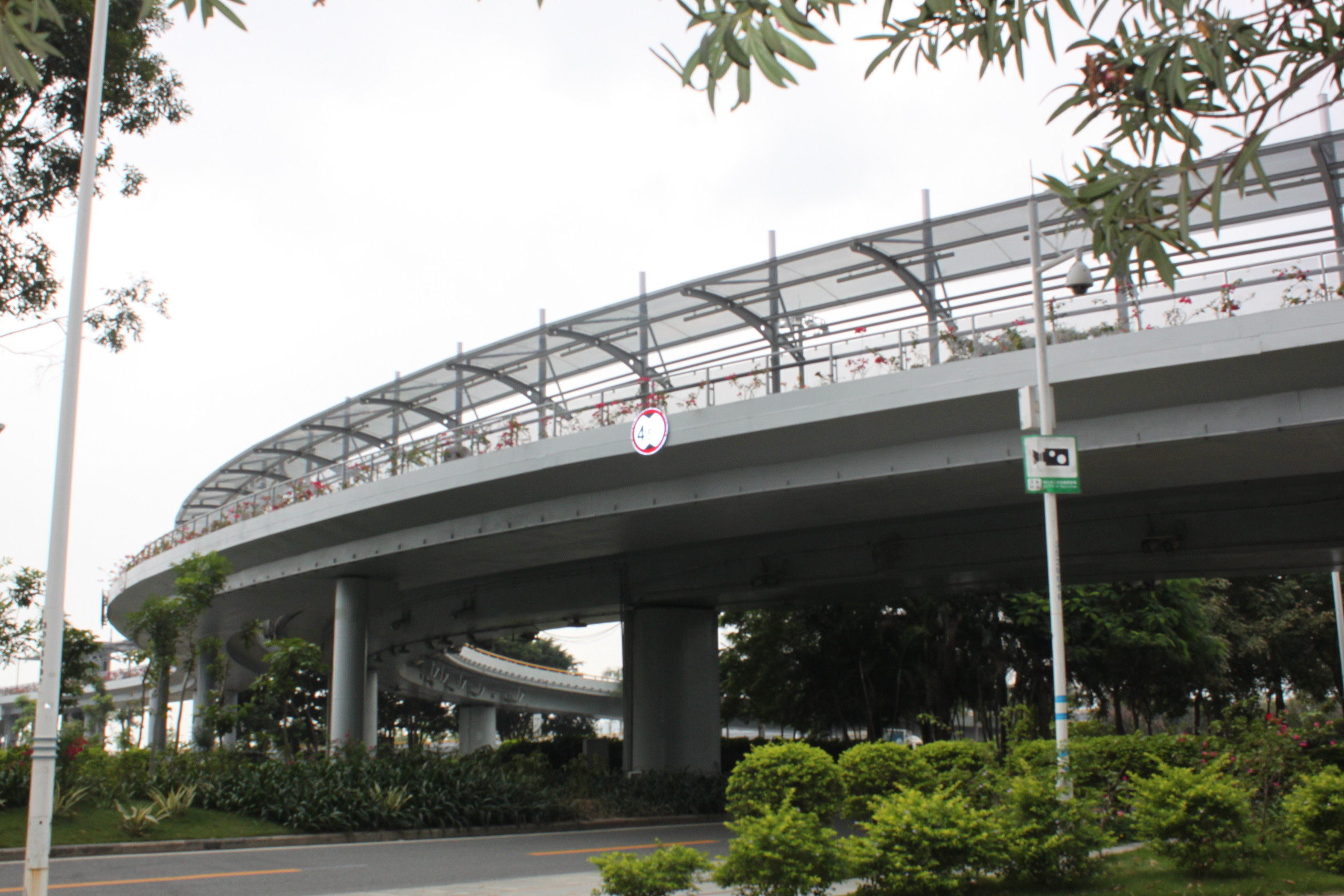 鋼結(jié)構(gòu)耐高溫漆漆膜光澤度差的原因？