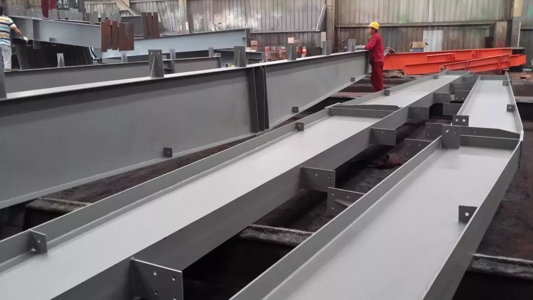 環(huán)氧重防腐漆的施工方法