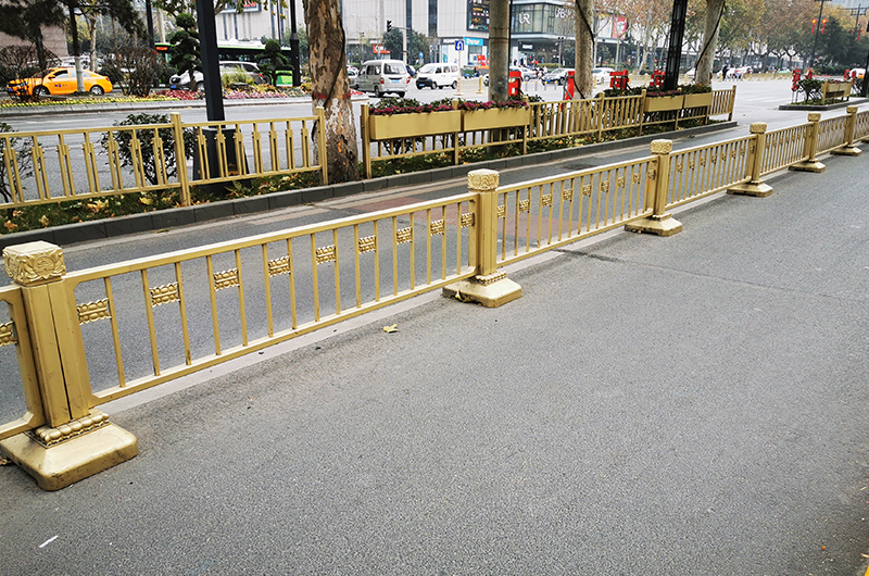 道路橋梁護欄防腐的重要性