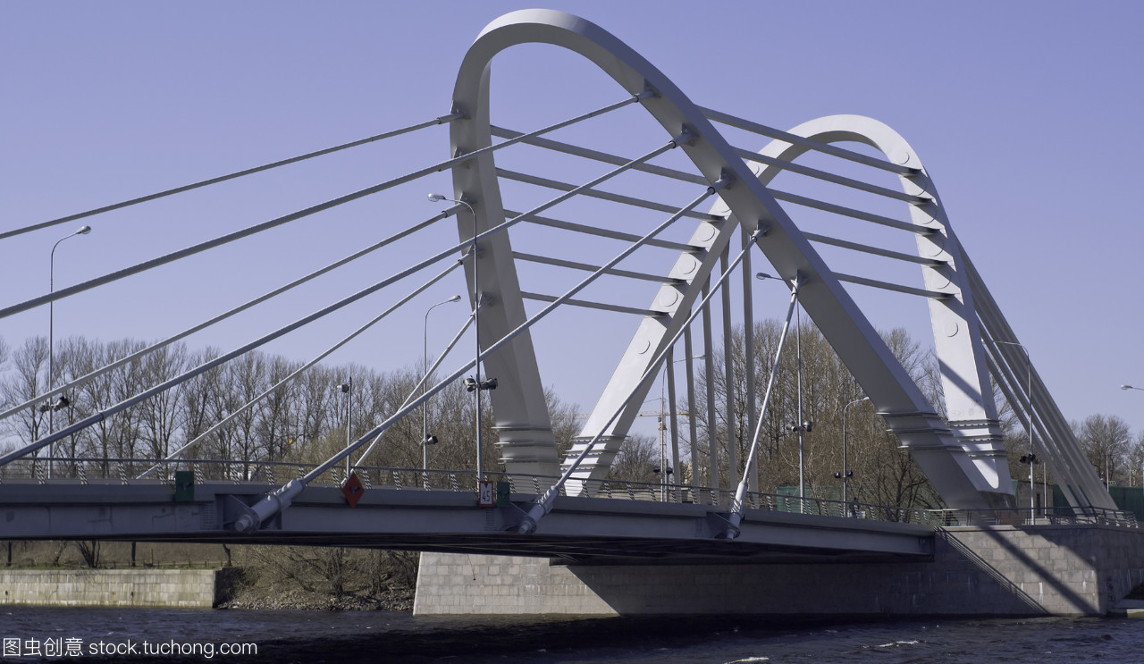 1620629117275990.jpg 55306620296629117.jpg